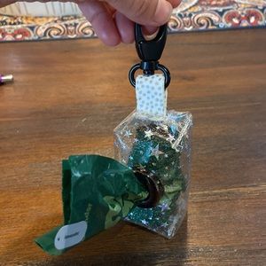 star vinyl pattern poop pouch